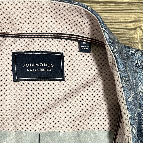 Men’s casual button down shirt, size xl from 7diamonds - Picture 3 of 3